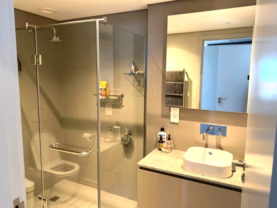To Let 1 Bedroom Property for Rent in Sea Point Western Cape